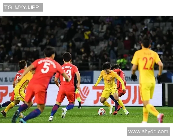 德岛漩涡与广岛三箭的激烈对决回顾及精彩瞬间分析 德岛漩涡与广岛三箭的激烈对决回顾及精彩瞬间分析