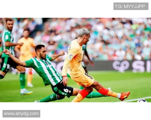 西甲首轮激战西班牙人对决塞维利亚精彩回顾与赛后分析